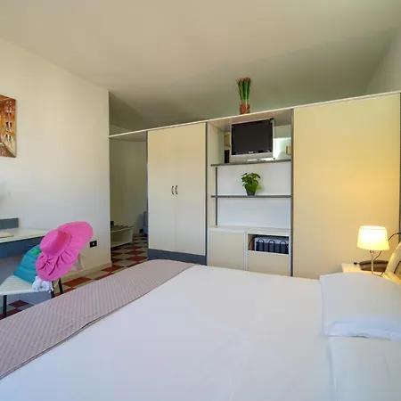 Orizzonte Hotel 3*