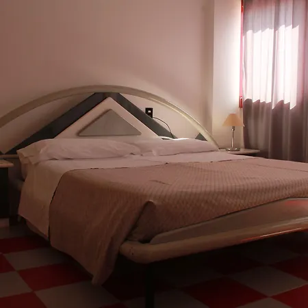 Hotell Onda Silvi Marina