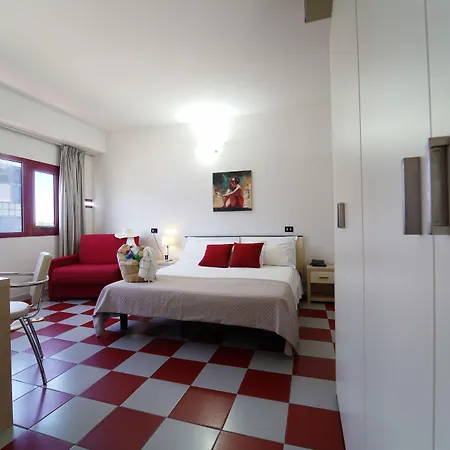 Orizzonte Hotel 3*