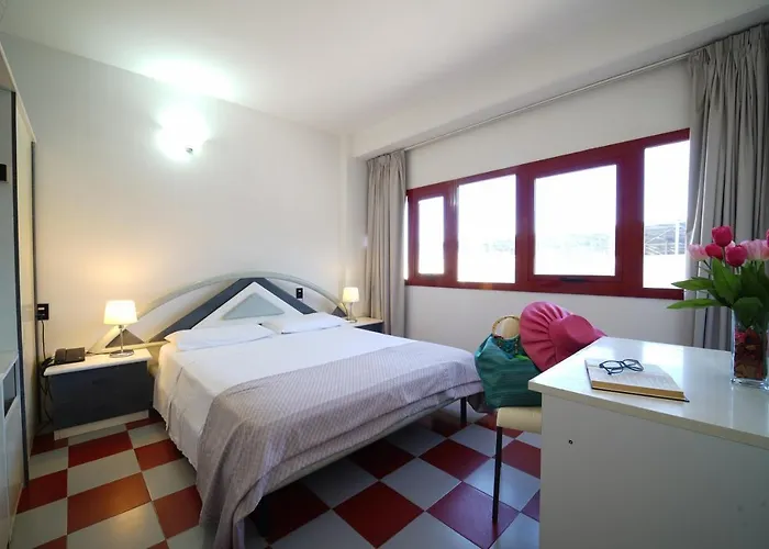 Orizzonte Отель