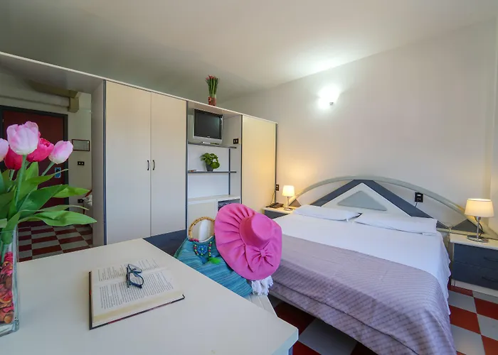 Orizzonte Отель Сильви-Марина